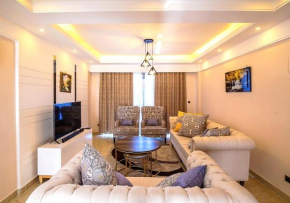 Luxurious 3 beds 4 baths Condo